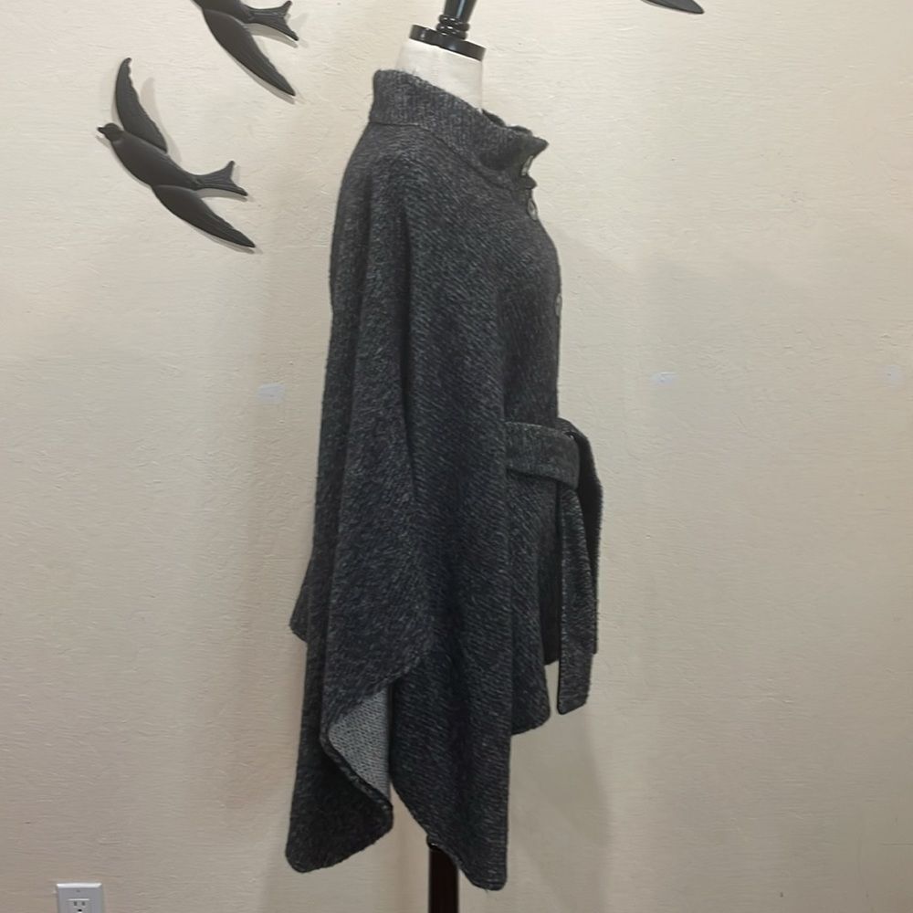 Blarney Woollen Mills Maggi Wool Cape Gray Black - O/S - NWOT - $298.00 - Picture 12 of 16